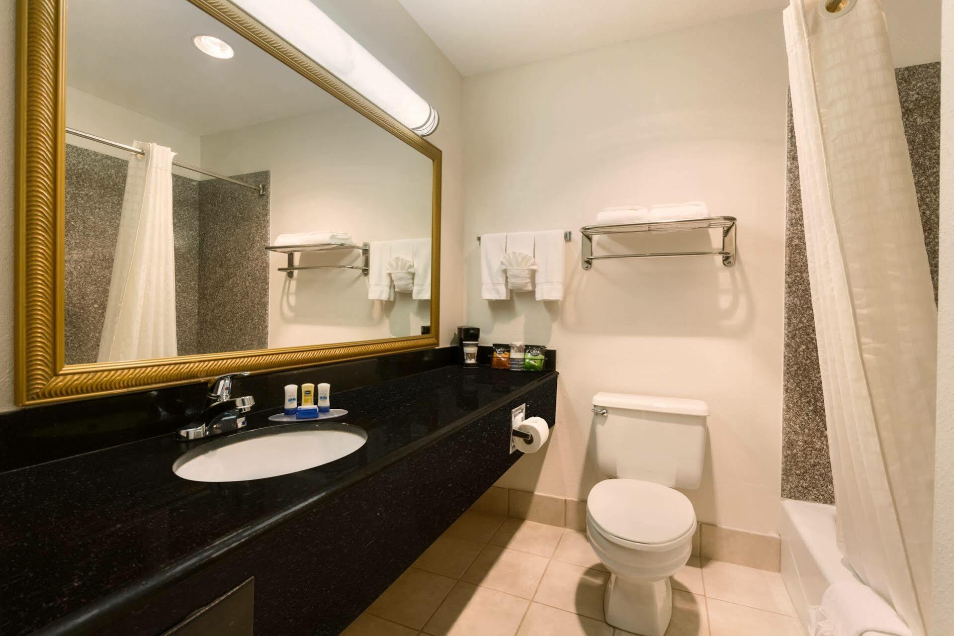 Broadway Inn & Suites 奧克拉荷馬 外观 照片